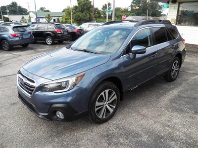 2018 Subaru Outback 3.6R Limited  AWD - Photo 6 - Mishawaka, IN 46545