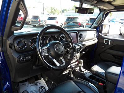 2020 Jeep Wrangler Unlimited Sahara  AWD - Photo 11 - Mishawaka, IN 46545