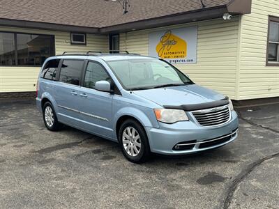 2013 Chrysler Town and Country Touring  