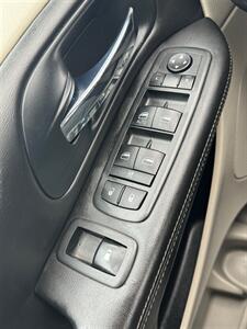 2013 Chrysler Town and Country Touring   - Photo 36 - Mishawaka, IN 46545