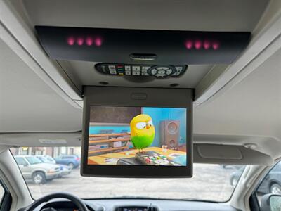 2013 Chrysler Town and Country Touring   - Photo 23 - Mishawaka, IN 46545