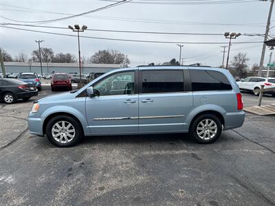 2013 Chrysler Town and Country Touring   - Photo 3 - Mishawaka, IN 46545