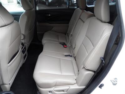 2019 Honda Pilot EX-L AWD - Photo 12 - Mishawaka, IN 46545