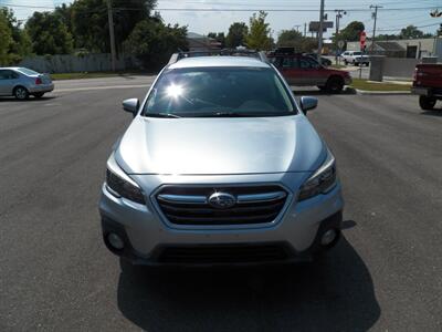 2018 Subaru Outback 2.5i Premium  AWD - Photo 7 - Mishawaka, IN 46545