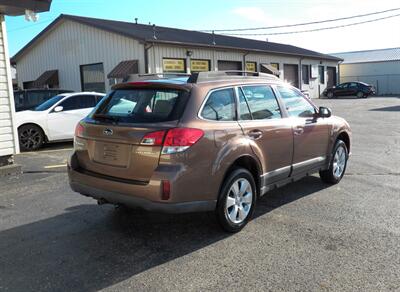 2012 Subaru Outback 2.5i  AWD - Photo 3 - Mishawaka, IN 46545