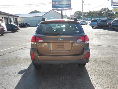 2012 Subaru Outback 2.5i  AWD - Photo 4 - Mishawaka, IN 46545