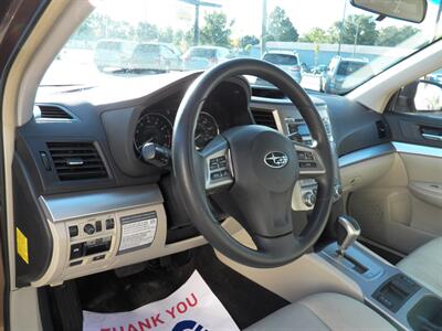 2012 Subaru Outback 2.5i  AWD - Photo 9 - Mishawaka, IN 46545