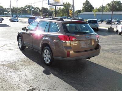 2012 Subaru Outback 2.5i  AWD - Photo 5 - Mishawaka, IN 46545