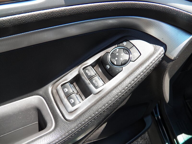 2014 Ford Explorer XLT AWD - Photo 18 - Mishawaka, IN 46545