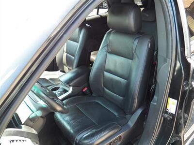 2014 Ford Explorer XLT AWD - Photo 9 - Mishawaka, IN 46545