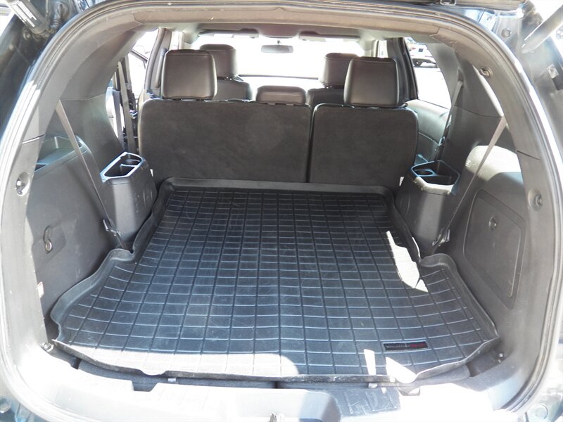 2014 Ford Explorer XLT AWD - Photo 13 - Mishawaka, IN 46545