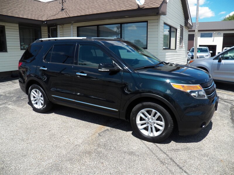 2014 Ford Explorer XLT  AWD - Photo 1 - Mishawaka, IN 46545
