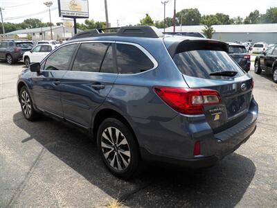 2015 Subaru Outback 3.6R Limited  AWD - Photo 3 - Mishawaka, IN 46545