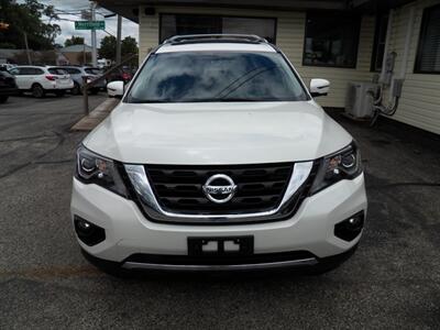 2017 Nissan Pathfinder SL  4x4 - Photo 7 - Mishawaka, IN 46545
