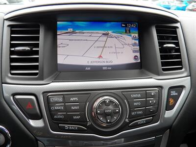 2017 Nissan Pathfinder SL  4x4 - Photo 23 - Mishawaka, IN 46545