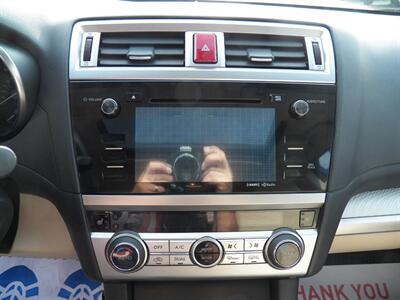 2015 Subaru Outback 2.5i Premium  AWD - Photo 17 - Mishawaka, IN 46545