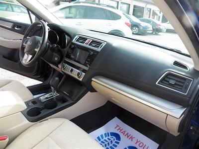 2015 Subaru Outback 2.5i Premium  AWD - Photo 14 - Mishawaka, IN 46545