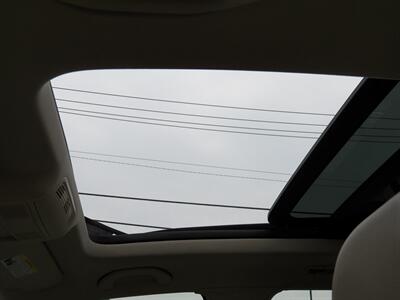 2013 Volkswagen Jetta SportWagen TDI   - Photo 10 - Mishawaka, IN 46545