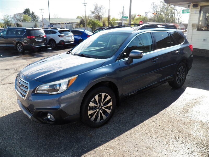 2016 Subaru Outback 3.6R Limited  AWD - Photo 1 - Mishawaka, IN 46545