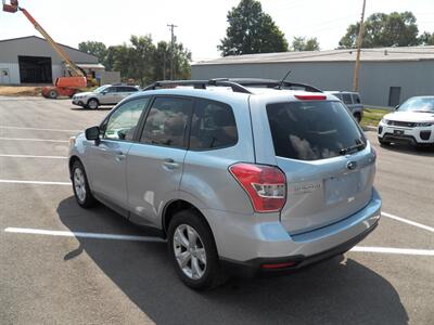 2015 Subaru Forester 2.5i Premium  AWD - Photo 5 - Mishawaka, IN 46545
