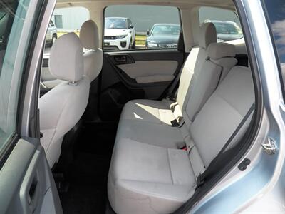 2015 Subaru Forester 2.5i Premium  AWD - Photo 14 - Mishawaka, IN 46545
