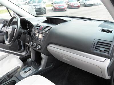2015 Subaru Forester 2.5i Premium  AWD - Photo 18 - Mishawaka, IN 46545