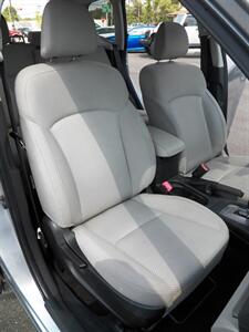 2015 Subaru Forester 2.5i Premium  AWD - Photo 17 - Mishawaka, IN 46545