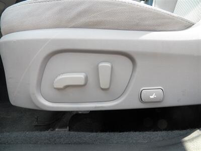 2015 Subaru Forester 2.5i Premium  AWD - Photo 13 - Mishawaka, IN 46545