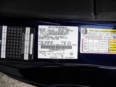 2011 Ford Mustang V6 Premium  Convertable - Photo 38 - Mishawaka, IN 46545