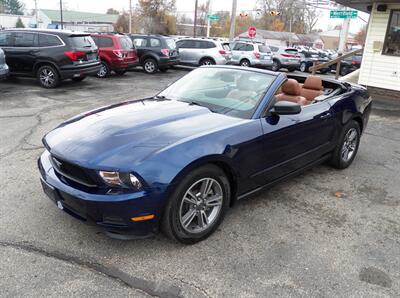 2011 Ford Mustang V6 Premium  Convertable - Photo 1 - Mishawaka, IN 46545