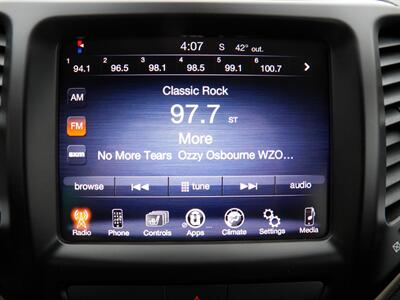 2015 Jeep Cherokee Latitude  4x4 - Photo 20 - Mishawaka, IN 46545