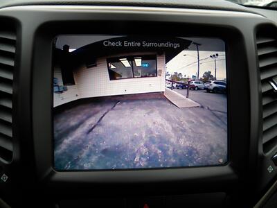 2015 Jeep Cherokee Latitude  4x4 - Photo 22 - Mishawaka, IN 46545