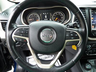 2015 Jeep Cherokee Latitude  4x4 - Photo 16 - Mishawaka, IN 46545