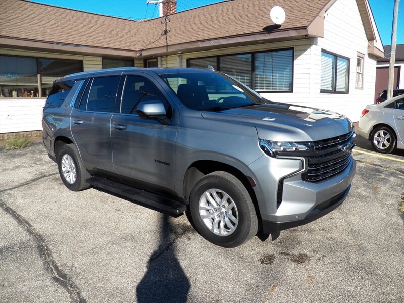 2024 Chevrolet Tahoe LT  4x4 - Photo 1 - Mishawaka, IN 46545