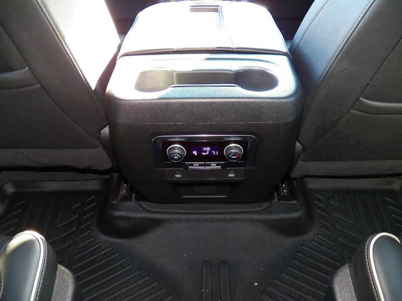 2024 Chevrolet Tahoe LT 4x4 - Photo 19 - Mishawaka, IN 46545