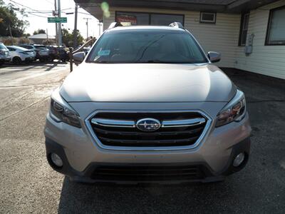 2018 Subaru Outback 2.5i Premium  AWD - Photo 7 - Mishawaka, IN 46545