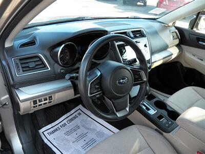 2018 Subaru Outback 2.5i Premium  AWD - Photo 11 - Mishawaka, IN 46545