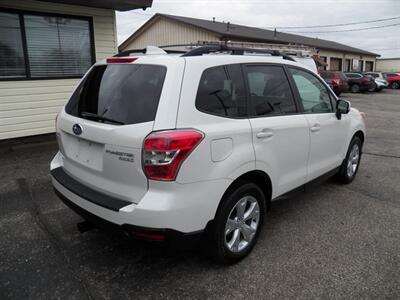 2016 Subaru Forester 2.5i Premium  AWD - Photo 2 - Mishawaka, IN 46545