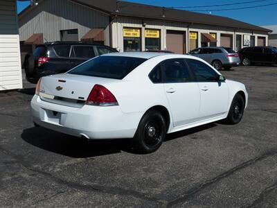 2011 Chevrolet Impala Police   - Photo 3 - Mishawaka, IN 46545