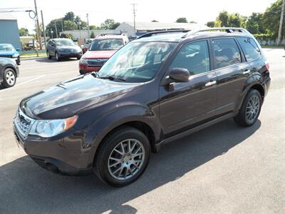 2013 Subaru Forester 2.5X Premium  AWD - Photo 5 - Mishawaka, IN 46545