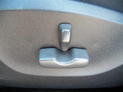2013 Subaru Forester 2.5X Premium  AWD - Photo 11 - Mishawaka, IN 46545