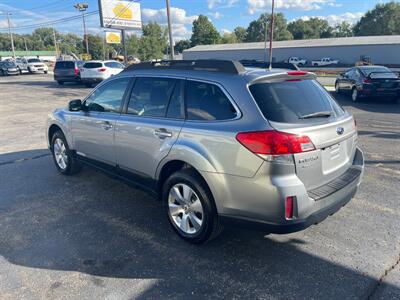 2011 Subaru Outback 3.6R Limited  AWD - Photo 5 - Mishawaka, IN 46545