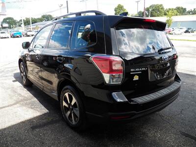 2018 Subaru Forester 2.5i Premium AWD - Photo 3 - Mishawaka, IN 46545