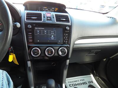 2018 Subaru Forester 2.5i Premium AWD - Photo 15 - Mishawaka, IN 46545