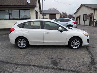 2014 Subaru Impreza 2.0i Premium  AWD - Photo 2 - Mishawaka, IN 46545