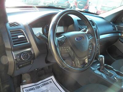2018 Ford Explorer XLT   - Photo 5 - Mishawaka, IN 46545