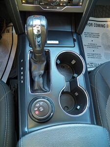 2018 Ford Explorer XLT   - Photo 20 - Mishawaka, IN 46545