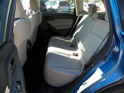 2018 Subaru Forester 2.5i Premium  AWD - Photo 14 - Mishawaka, IN 46545
