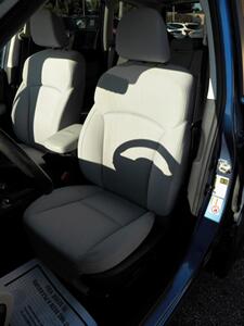 2018 Subaru Forester 2.5i Premium  AWD - Photo 12 - Mishawaka, IN 46545