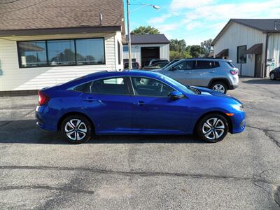 2018 Honda Civic LX   - Photo 2 - Mishawaka, IN 46545